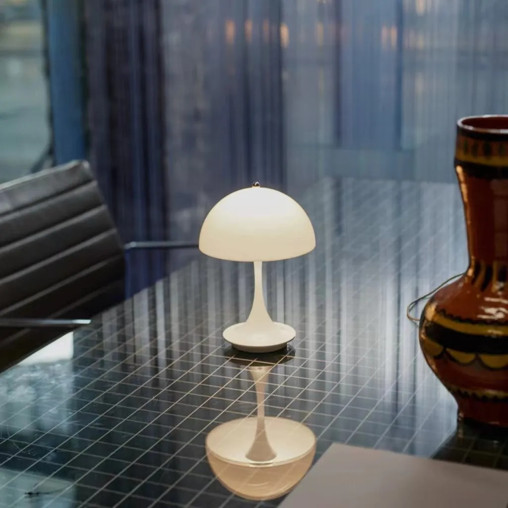 Lampada da Tavolo a LED Regolabile a Forma di Fungo con Dimmer Touch