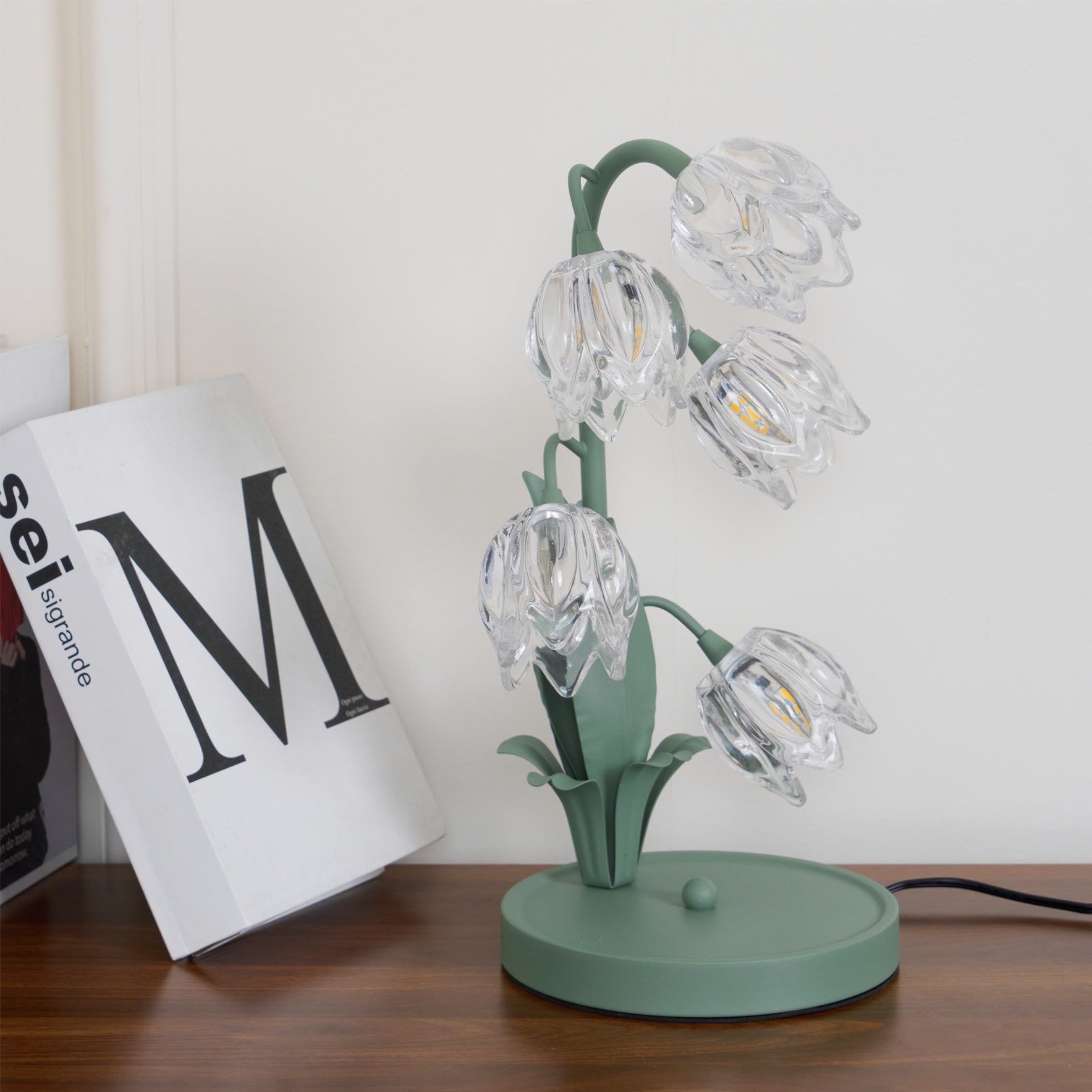 Norellea | Lampada da Tavolo in Vetro Floreale con Base Verde e Illuminazione G4