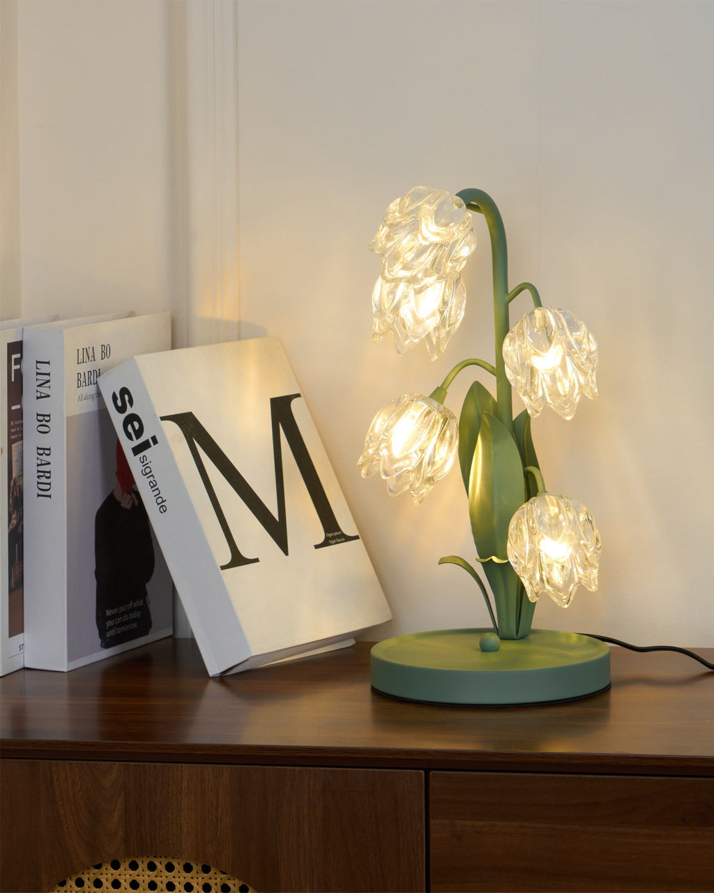 Norellea | Lampada da Tavolo in Vetro Floreale con Base Verde e Illuminazione G4