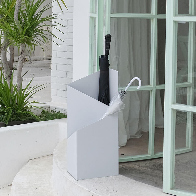 Supporto per Ombrelli DripFrame con Vassoio – Supporto per Ombrelli in Metallo Minimalista Scandinavo