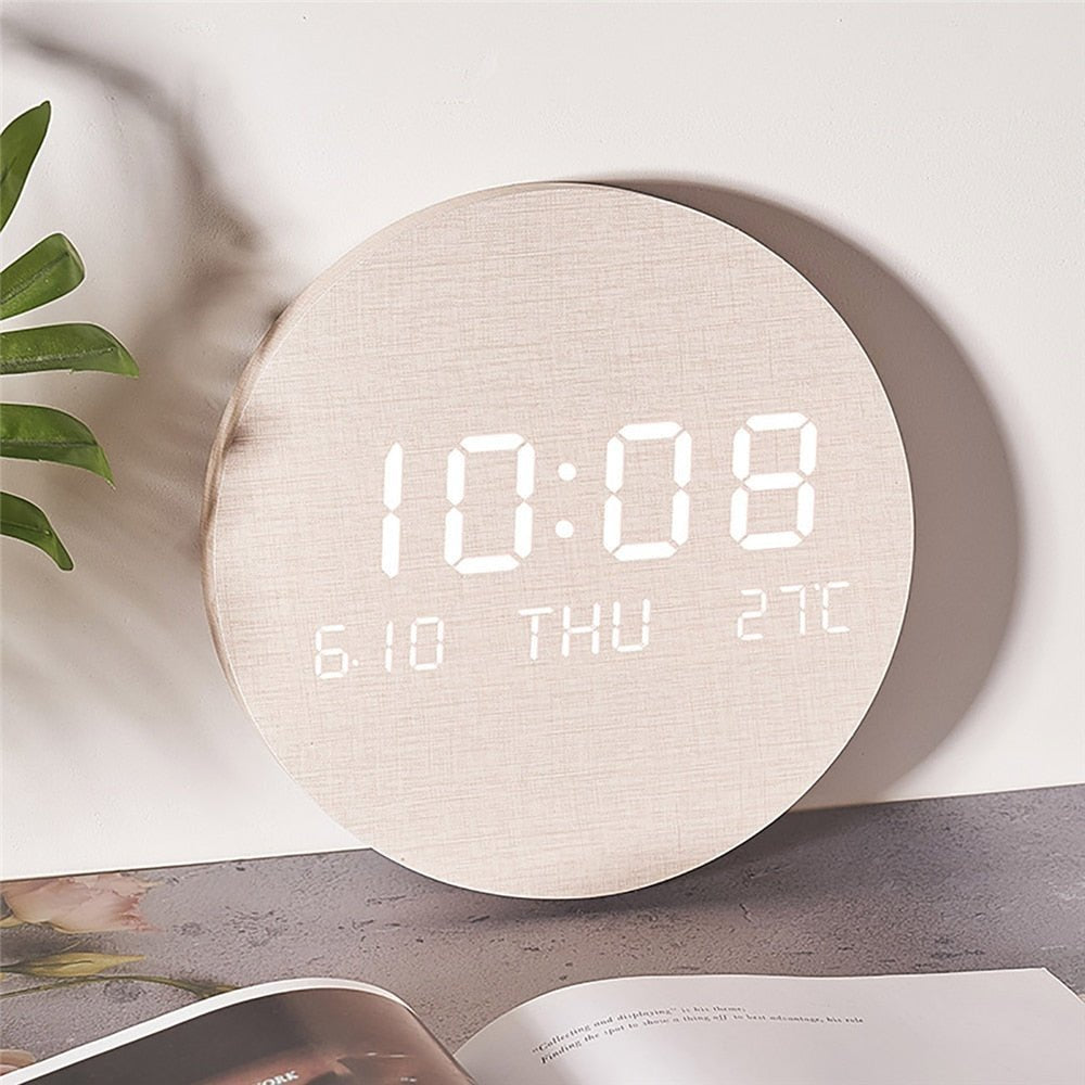 CLARICLOCK – Orologio scandinavo con display digitale