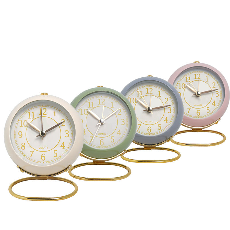 Orologio analogico vintage rotondo