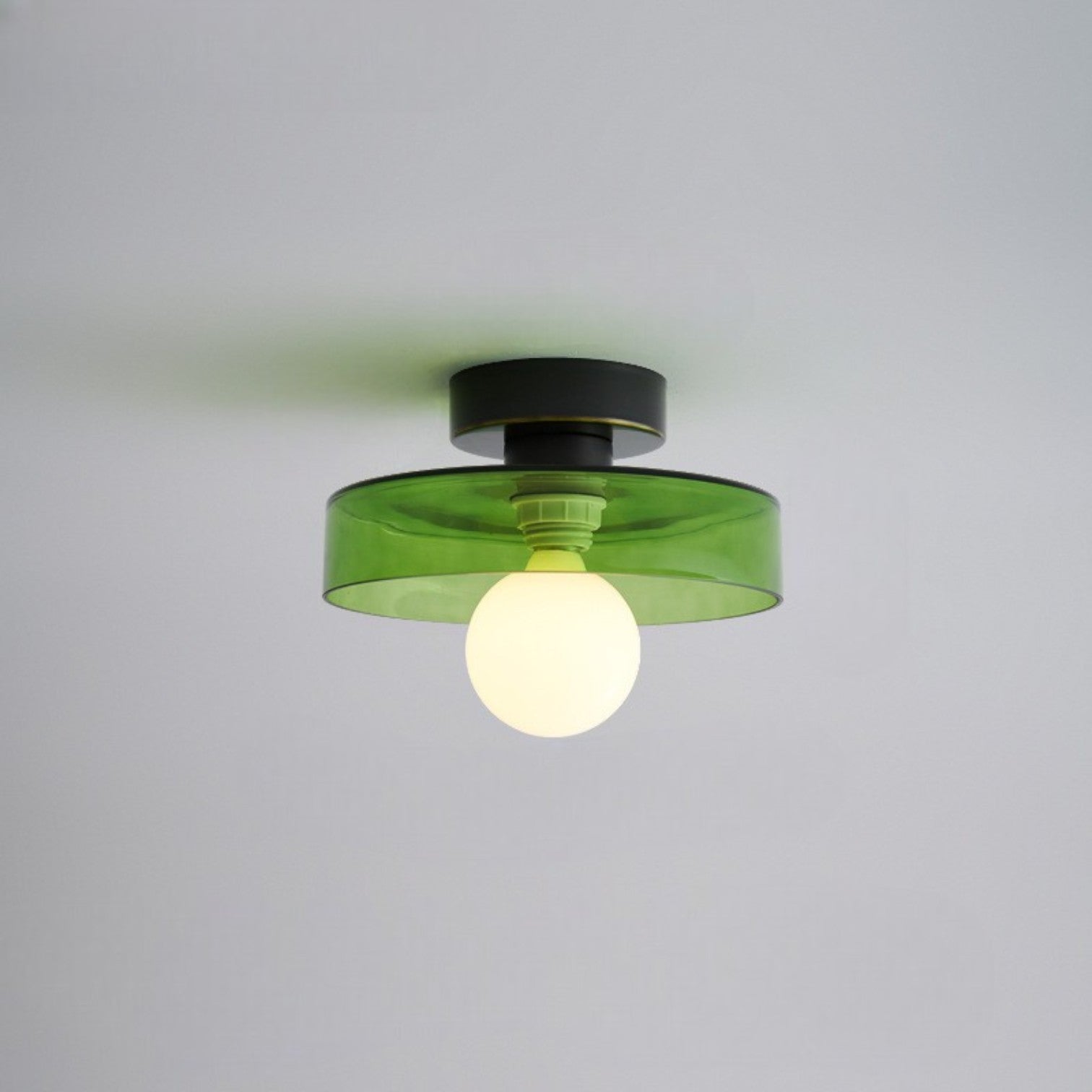 Lampada da soffitto in vetro Bauhaus con paralume rotondo