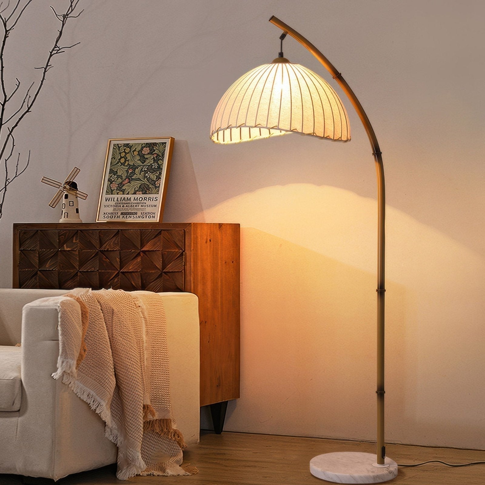 Lampada da Terra in Bambù Curvato Estetico