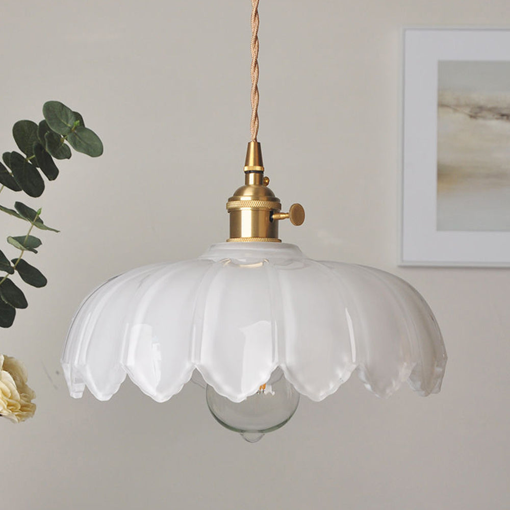 Luce in vetro che incanta per i dettagli!