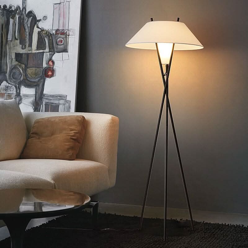 Lampada da Terra Moderno con Ombra in Tessuto – Jubilee
