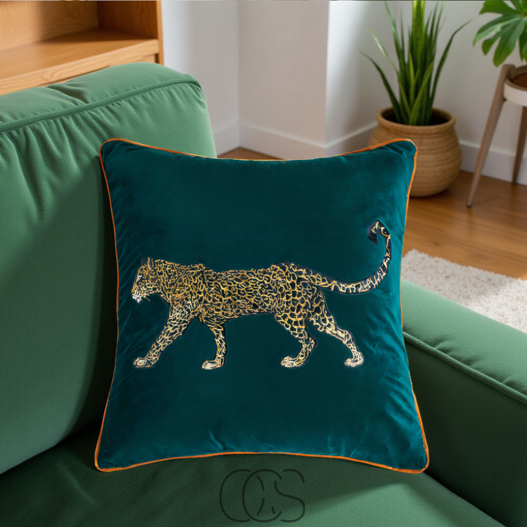 Cuscino Pantera Verde-Oro – velluto lussuoso con un accento audace