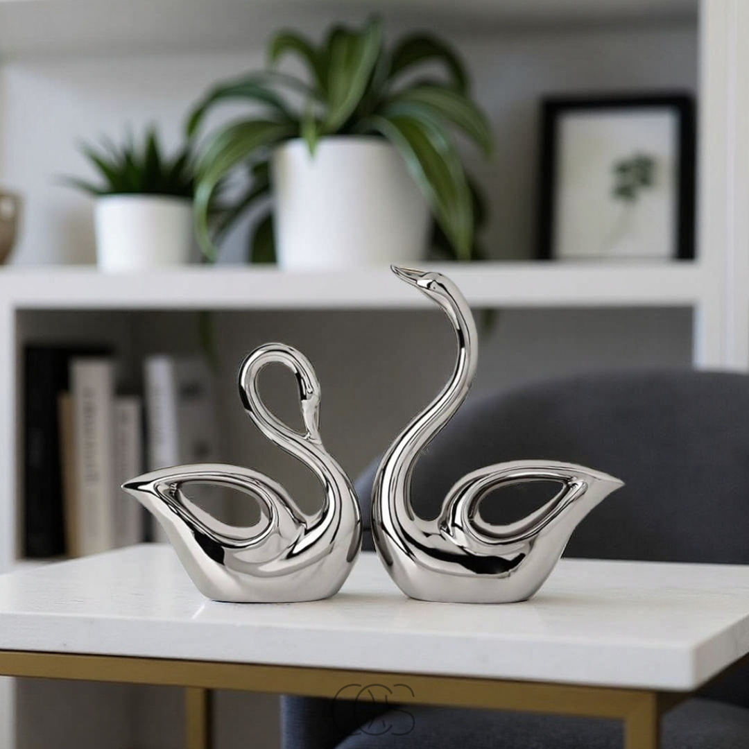 Scultura in Ceramica a Forma di Cigno