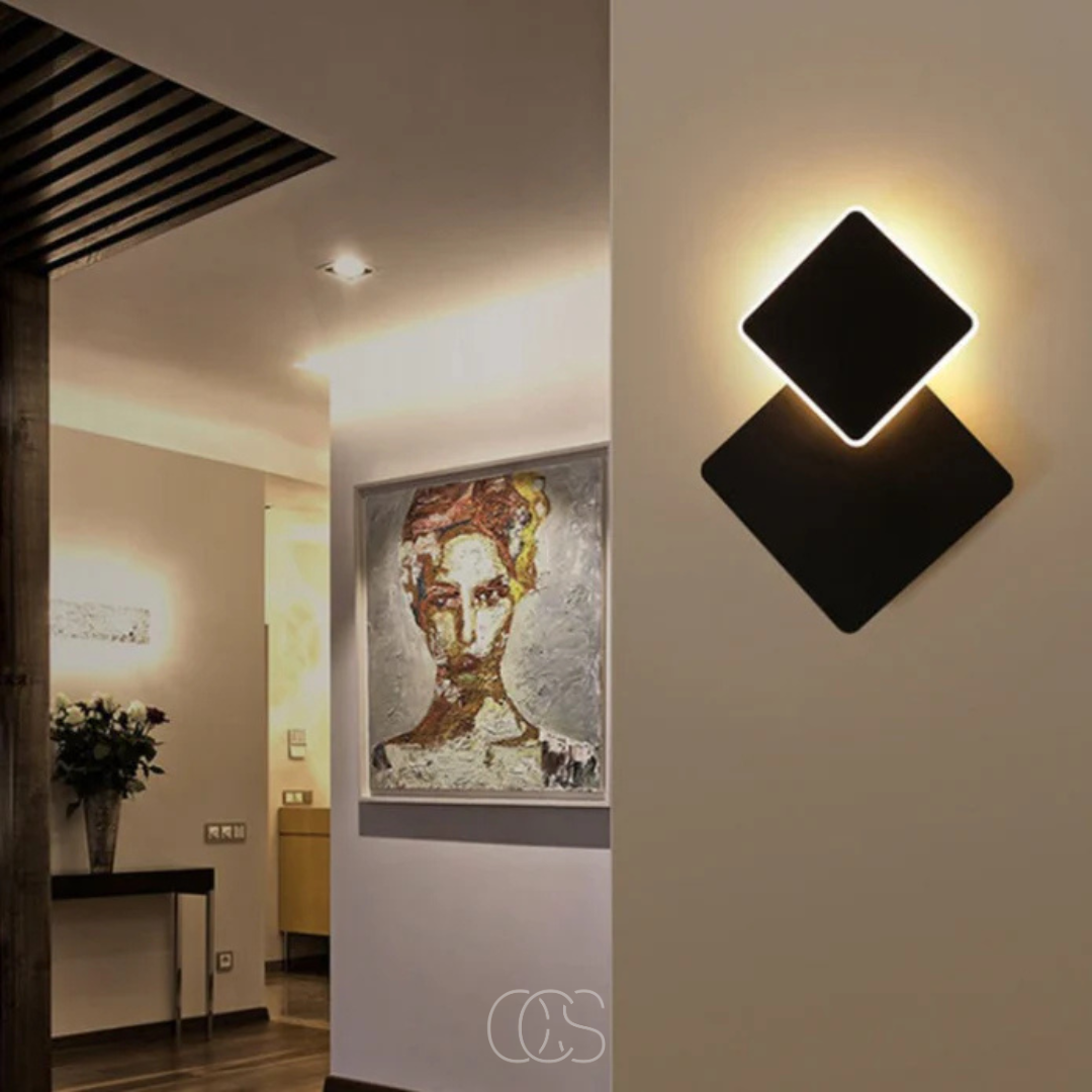 Lampada da Parete Nera – Design Cubico Doppio con LED Bianco Caldo