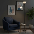 Lampada da Terra con Doppia Cappuccio – Nero & Design Elegante