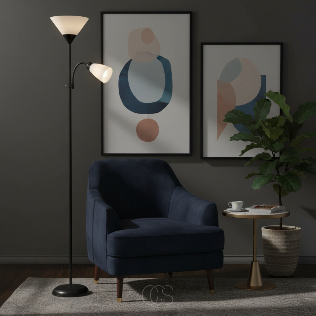Lampada da Terra con Doppia Cappuccio – Nero & Design Elegante
