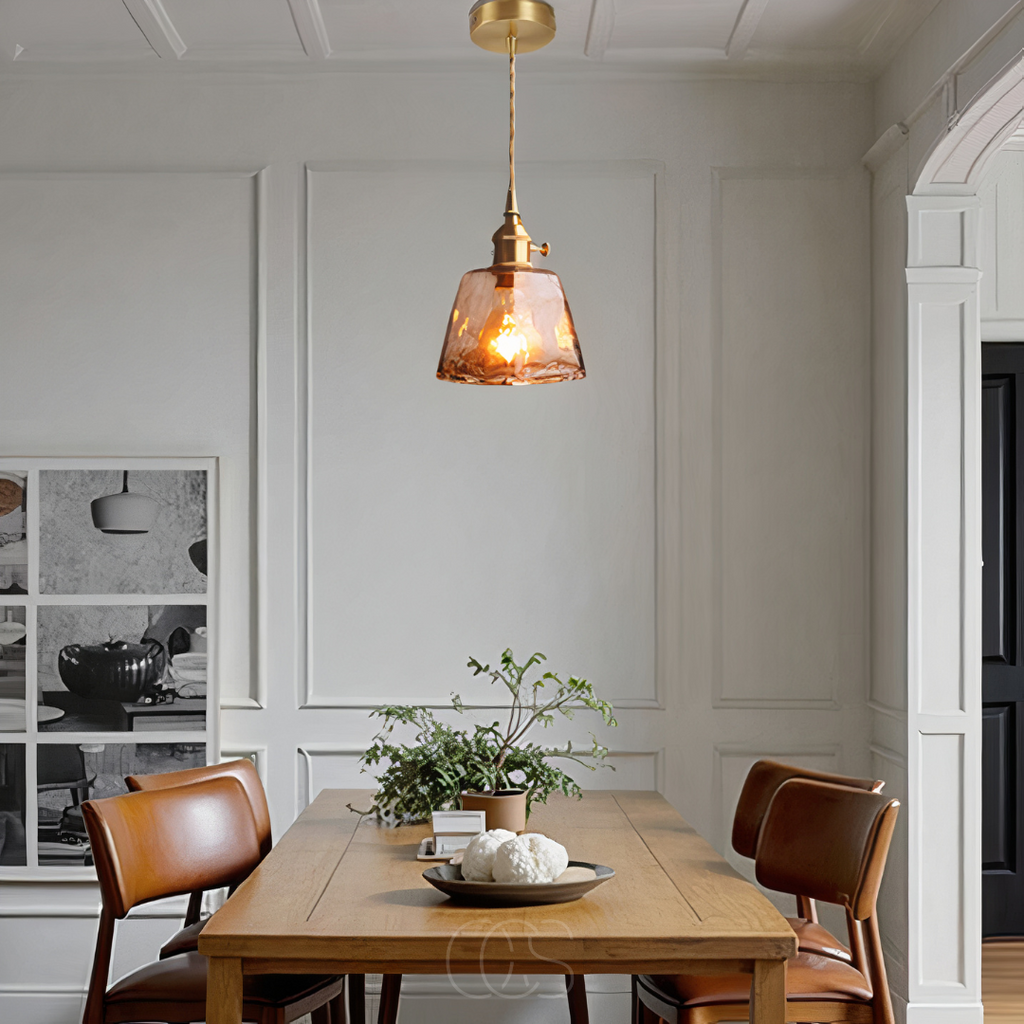 Lampada a Sospensione in Vetro Color Ambra – Luce Calda e Design Elegante