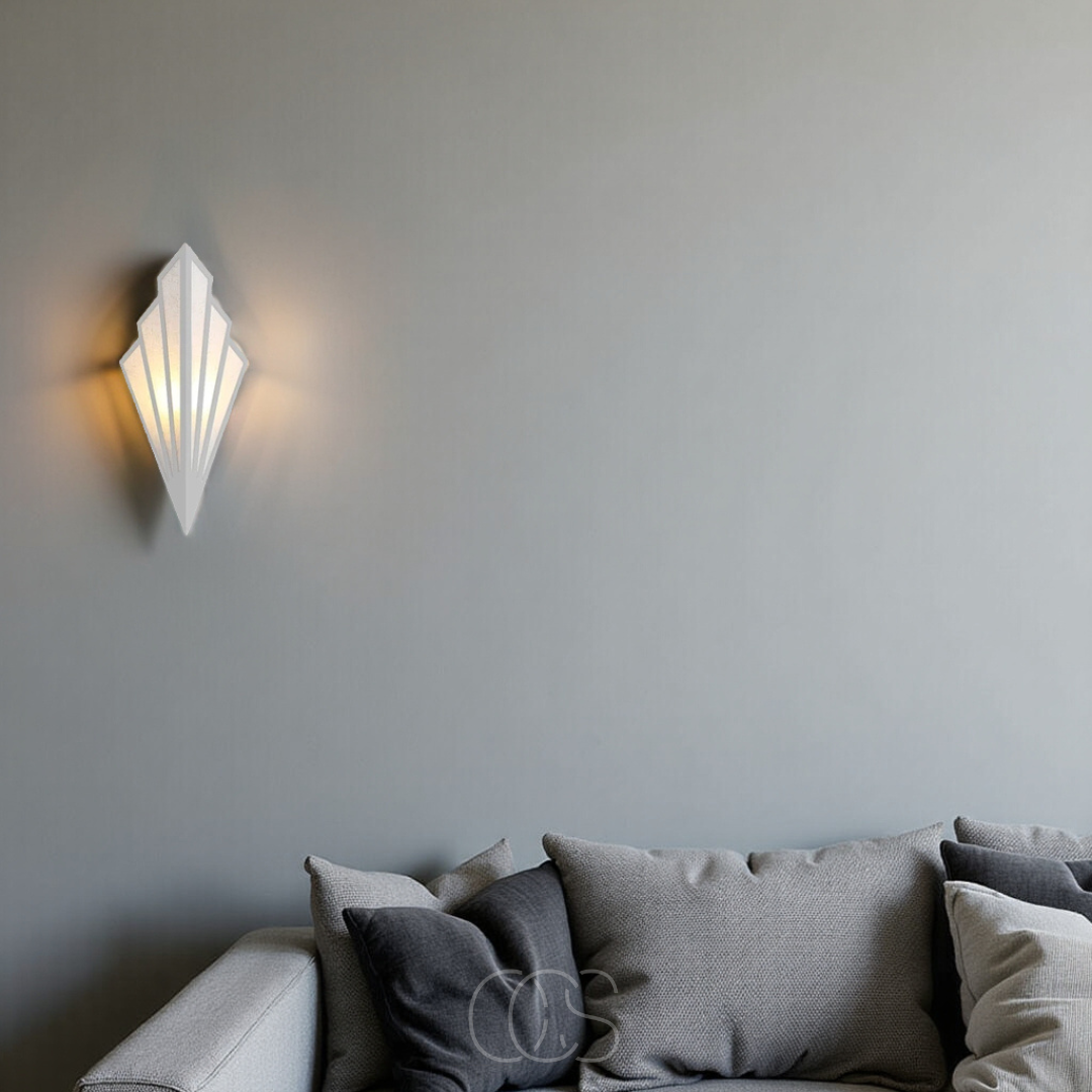 Applique con design geometrico a diamante