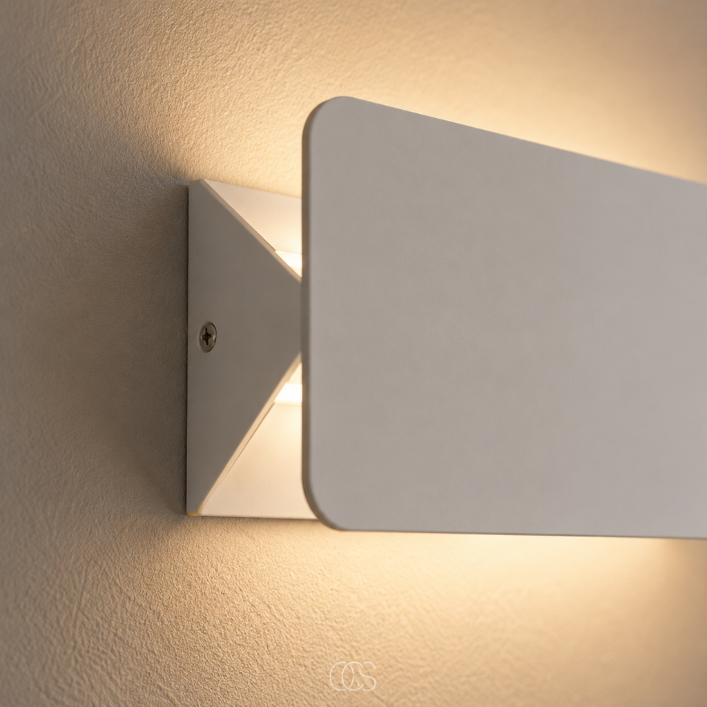lampada da parete LED Chia Moderna Bianca - Paralume Rotante 270° - Design Minimalista