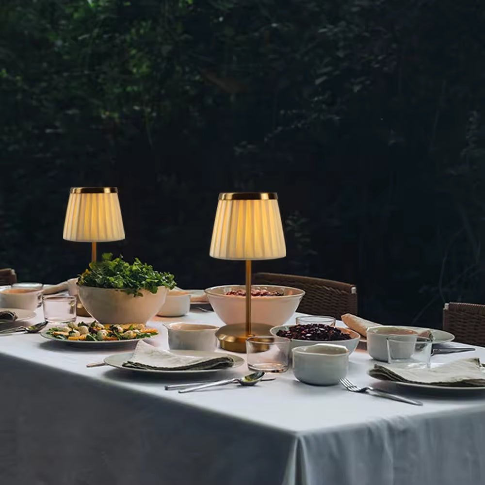 LumiÉclat – Lampada da tavolo ricaricabile nera e dorata con LED dimmerabile e controllo touch