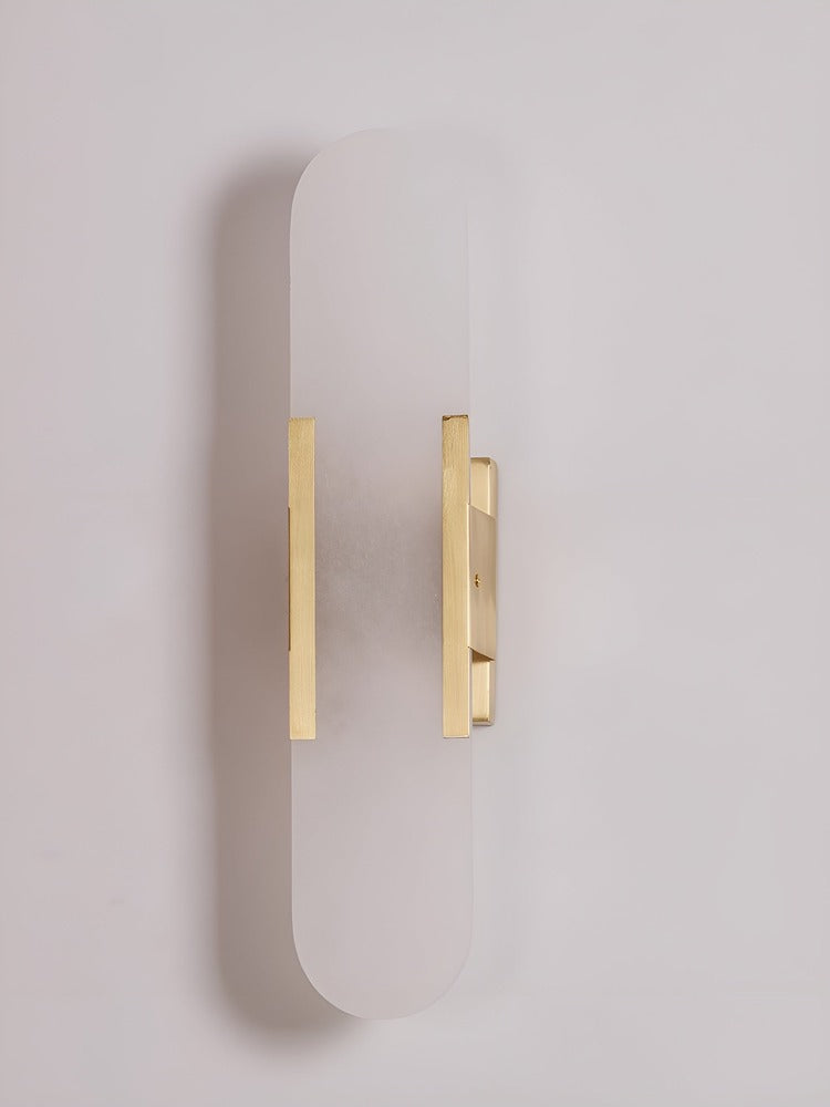 Laviso – Applique in Alabastro con Dettagli in Rame e Ottone