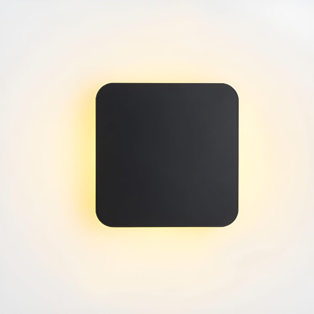 HydraLux – Elegante Lampada da Parete LED Impermeabile in Alluminio