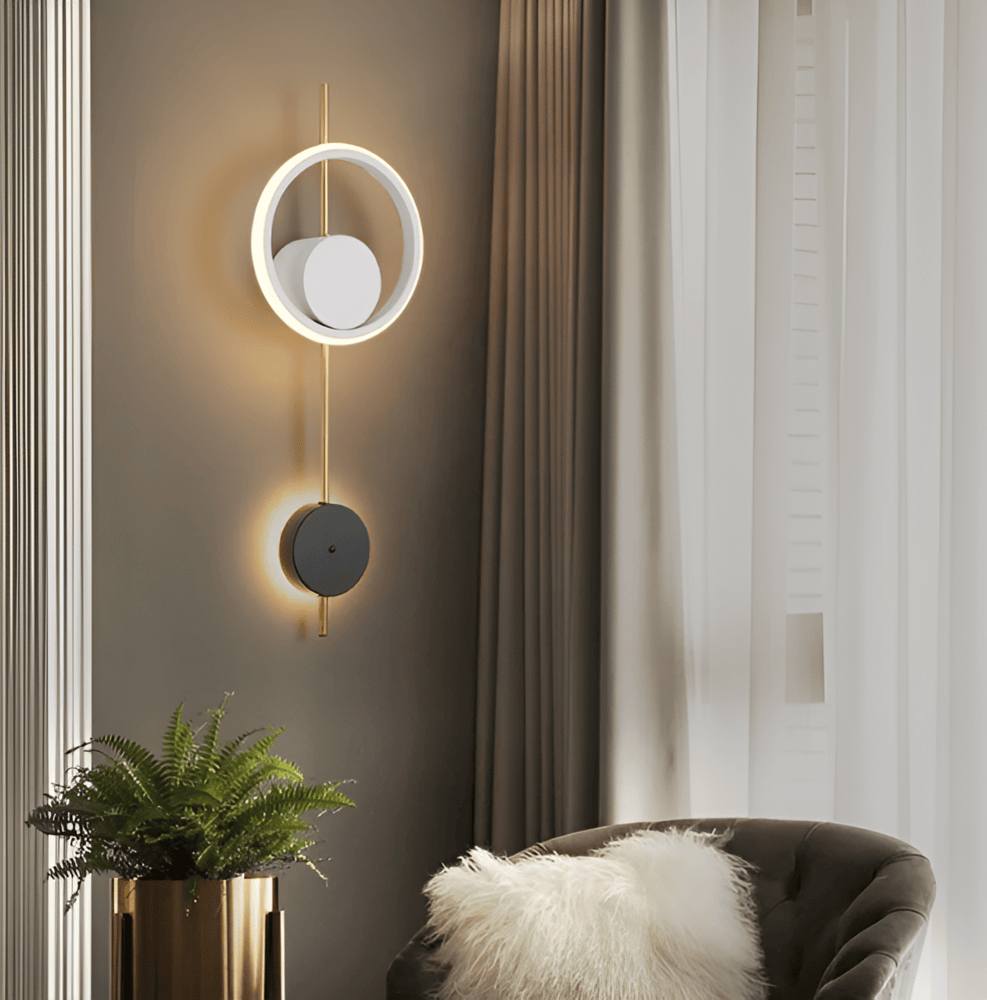 Haloform – Lampada da Parete LED Rotonda Minimalista in Metallo