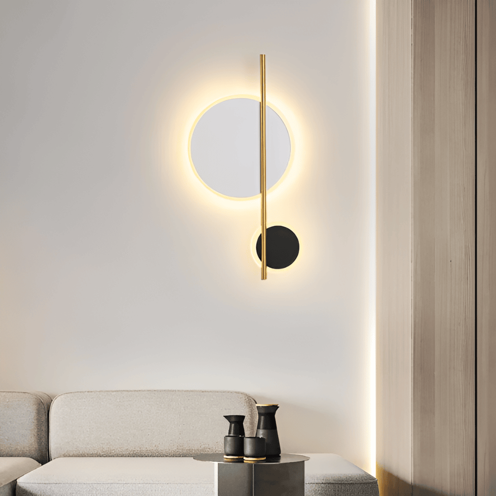 Haloform – Lampada da Parete LED Rotonda Minimalista in Metallo