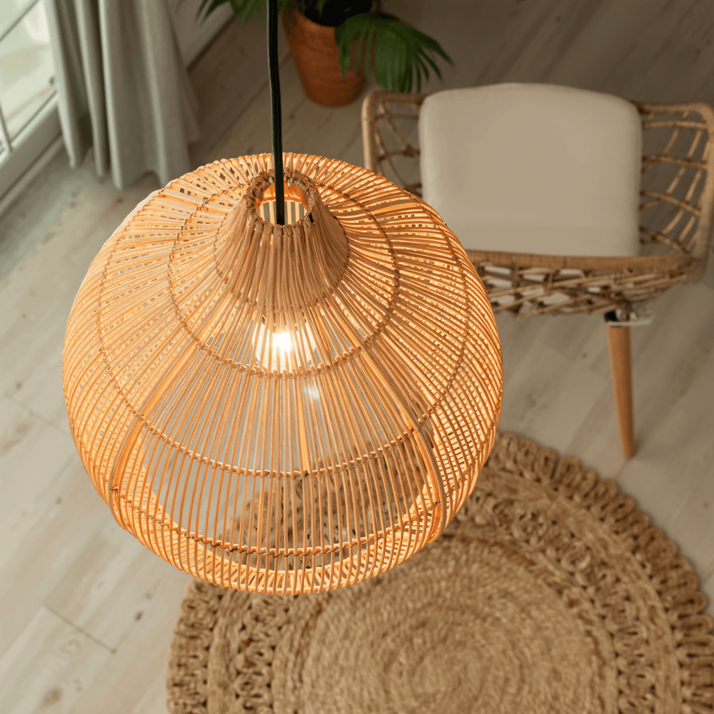 WoveLuxe – Pendente Geometrico in Rattan dal Design Naturale