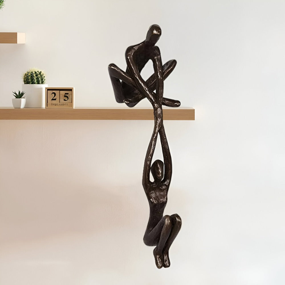 LyftHarmoni Scultura – Figura Romantica in Dinamico Equilibrio