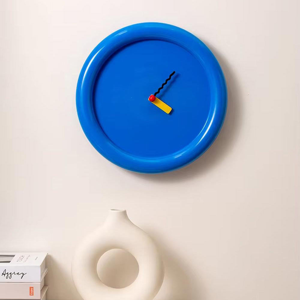 ColorAura – Orologio da Parete Moderno Livfull in Design Dopamina