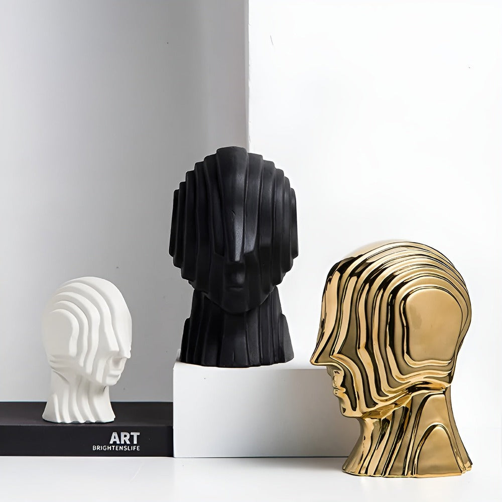CosmoCrest – Busto in Ceramica Geometrica con Frange Dorate