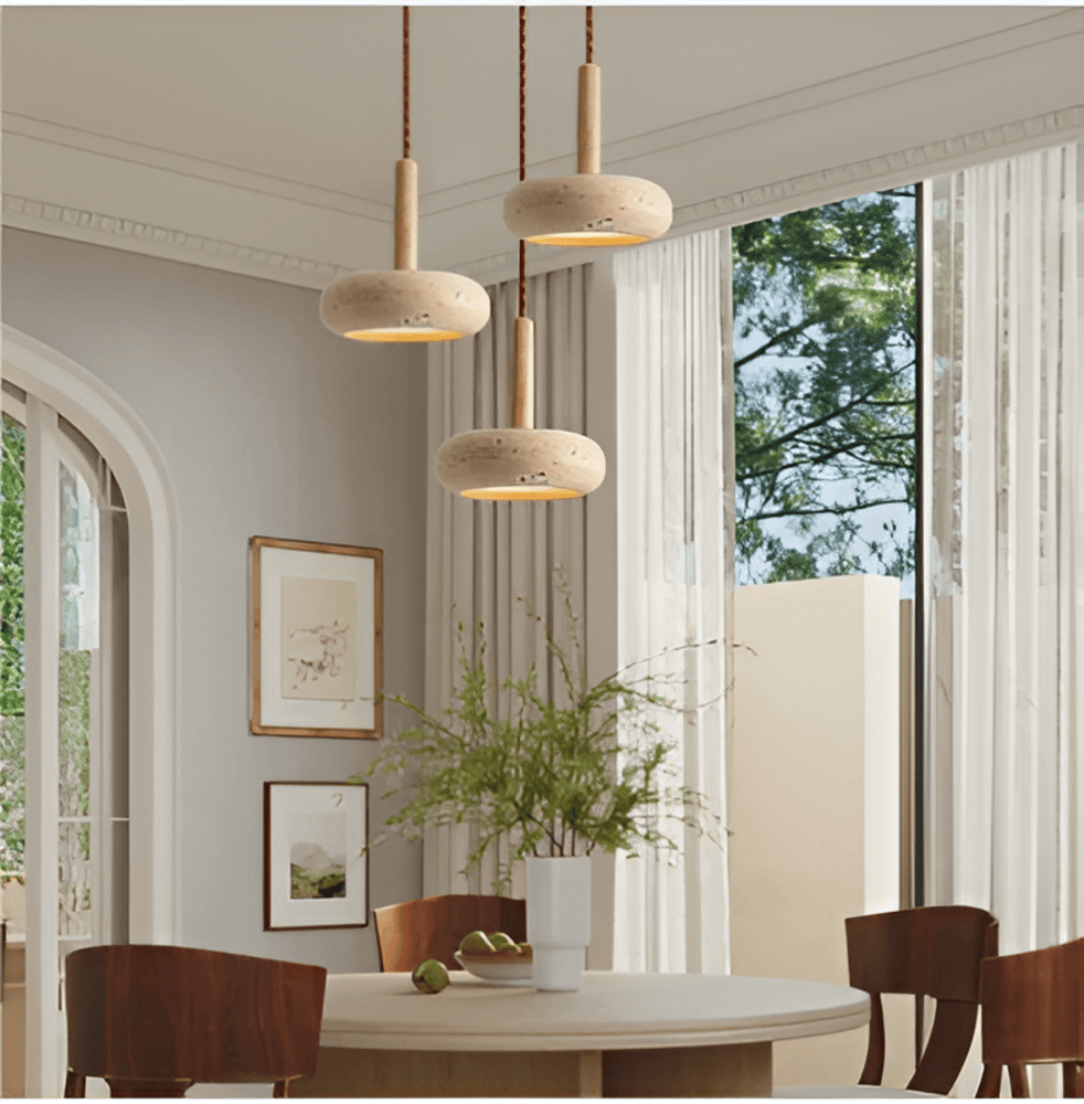 CreamTravertine – Lampada a sospensione naturale in travertino e legno