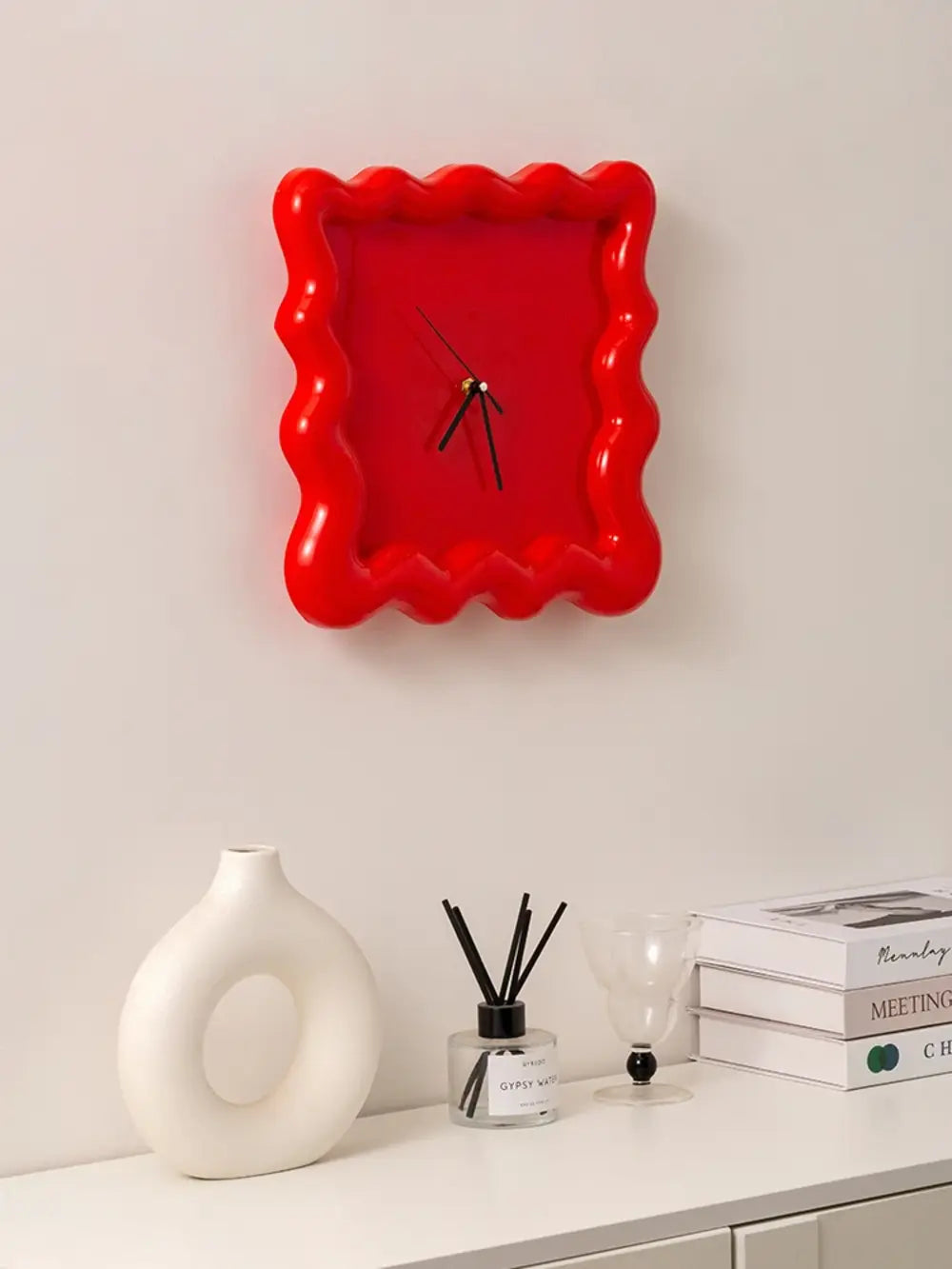 CreamCake Dial – Orologio da Parete Color Crema a Forma di Torta per Decorazione Dopaminica