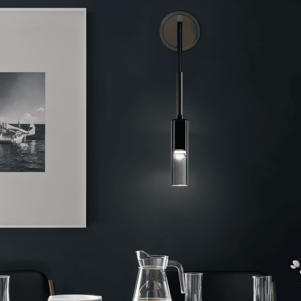 SmokyGlow – Applique da Parete Grigio Cristallo | Design Minimalista in Vetro Fumè con Illuminazione LED Calda