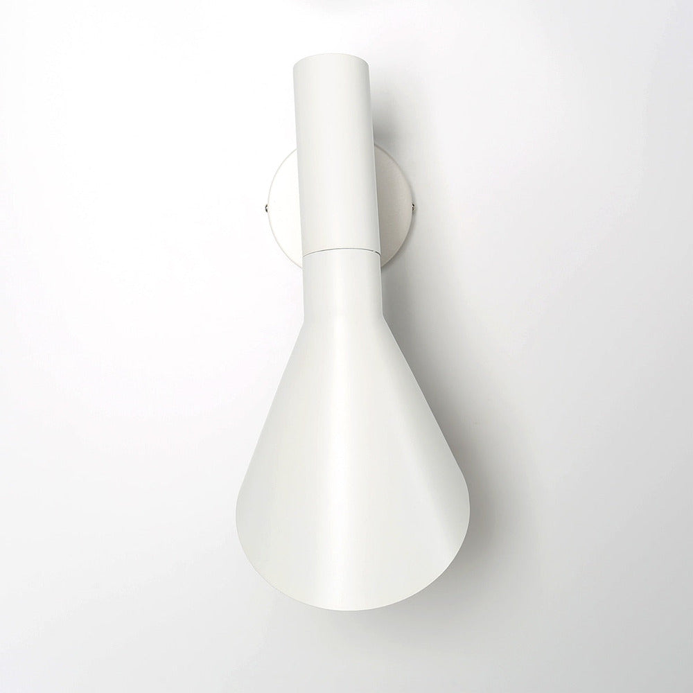 LumoArc – Lampada da Parete LED Nera Regolabile per Ambienti Moderni