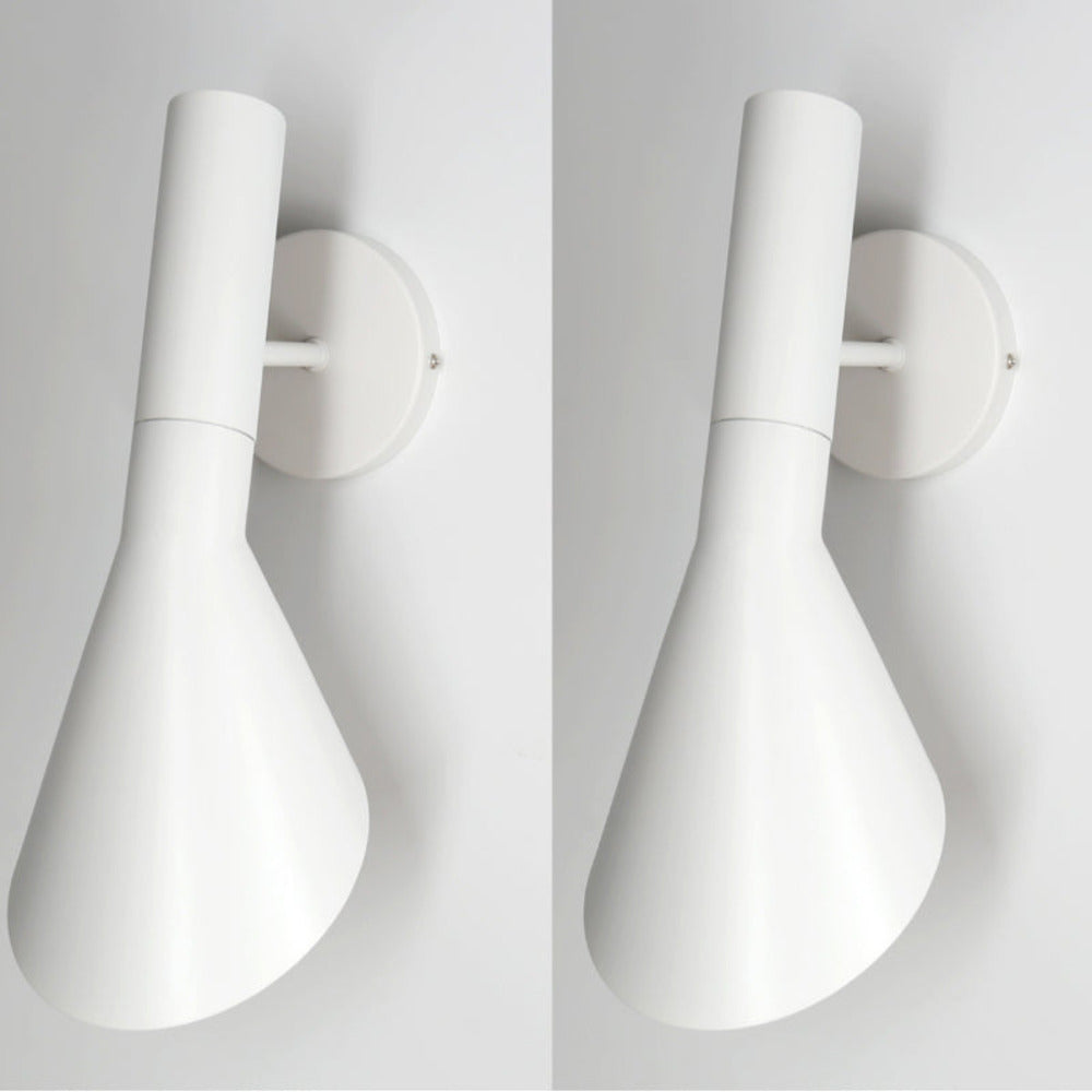 LumoArc – Lampada da Parete LED Nera Regolabile per Ambienti Moderni