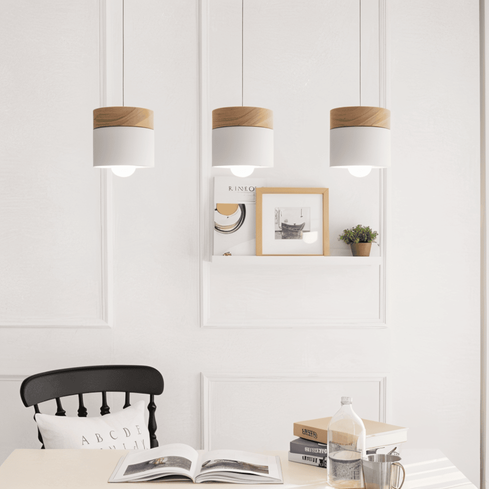 Cylinder Chic – Lampada a Sospensione in Metallo e Legno Caldo