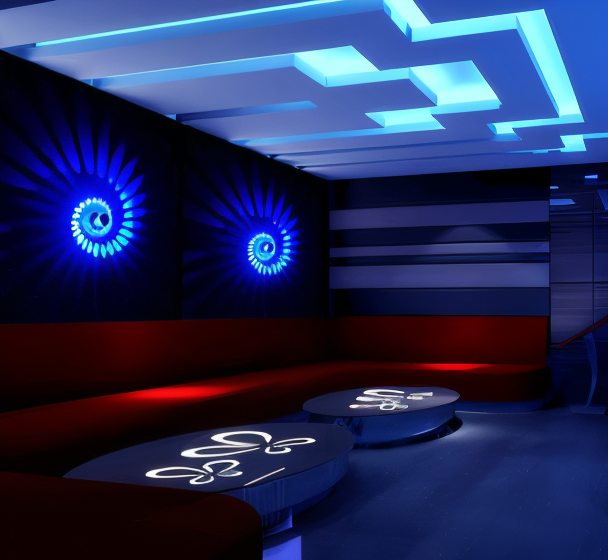SpiraGlow – Lampada a Muro LED Cilindrica con Effetti Spiraliformi Colorati