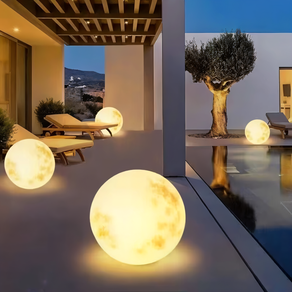 MoonGlow Lampada Solare – Magica Illuminazione Lunare per Giardino