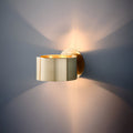 Aureo – Lampada da parete a tamburo in oro | Lampada da parete minimalista con design moderno