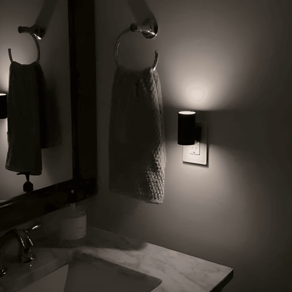 LumoPillar – Lampada da Parete LED Dimmerabile per Esterni con Design Plug-in
