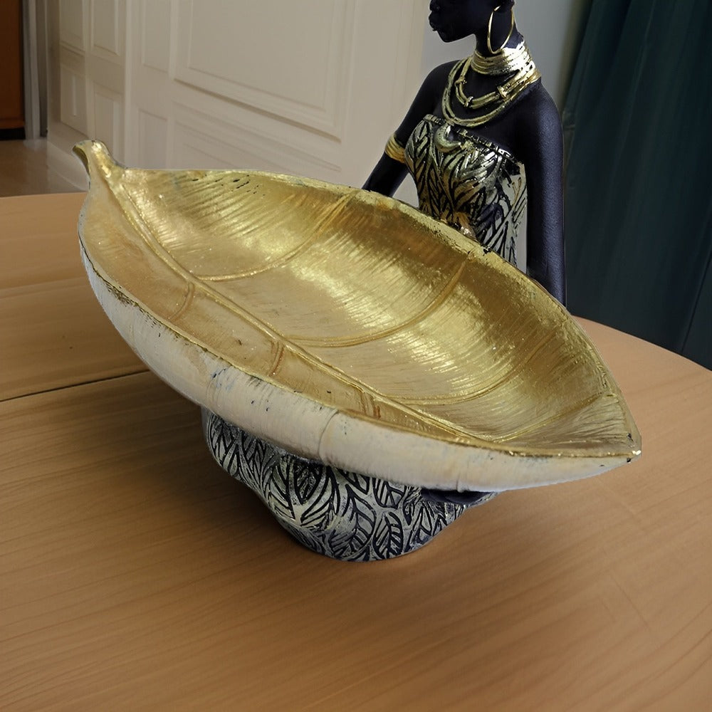 Scultura NyckelMuse – Figura Esotica in Resina con Elegante Organizzazione delle Chiavi