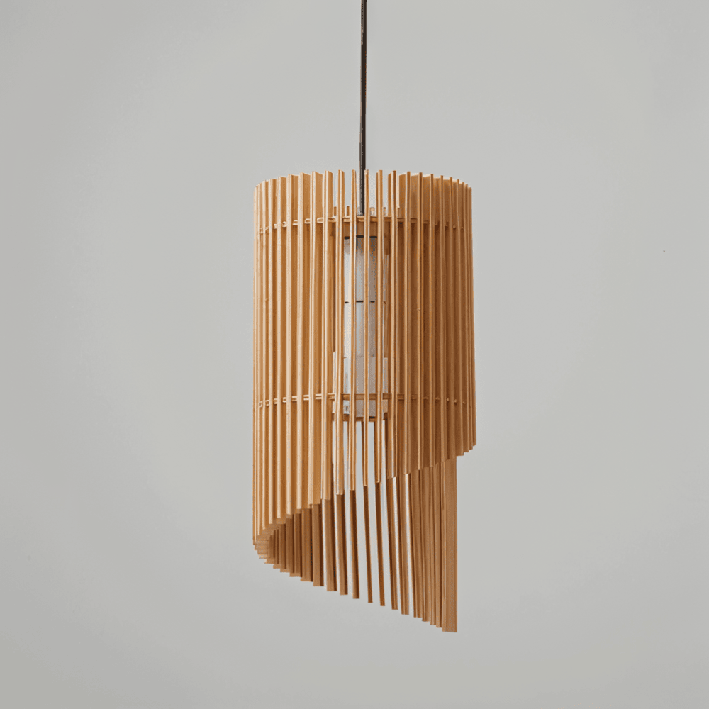 SpiraWood – Lampada da Soffitto Artistica e Cilindrica in Legno