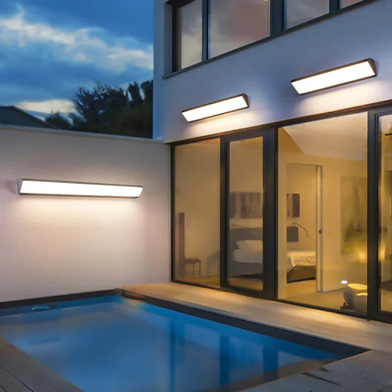 Luce LED di lusso che abbellirà ogni spazio all'aperto!