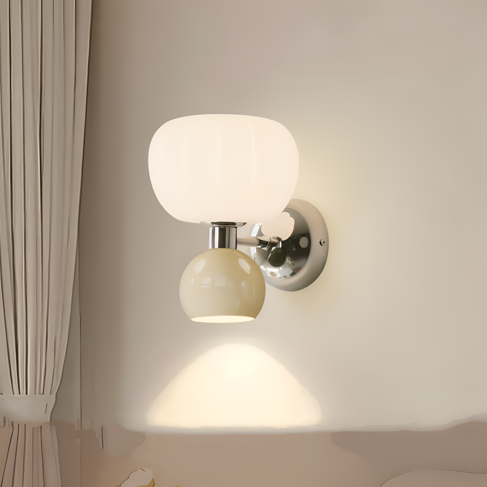 LumaPump – Lampada da Parete LED Cremosa in Design Minimalista a Forma di Pompa