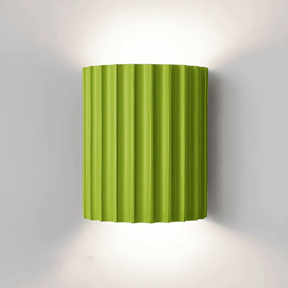 NordStripe – Lampada da Parete LED Striata in Resina con Design Nordico Moderno