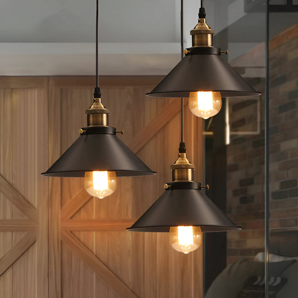 IndustraBell – Lampada a sospensione retro industriale in ferro con compatibilità LED