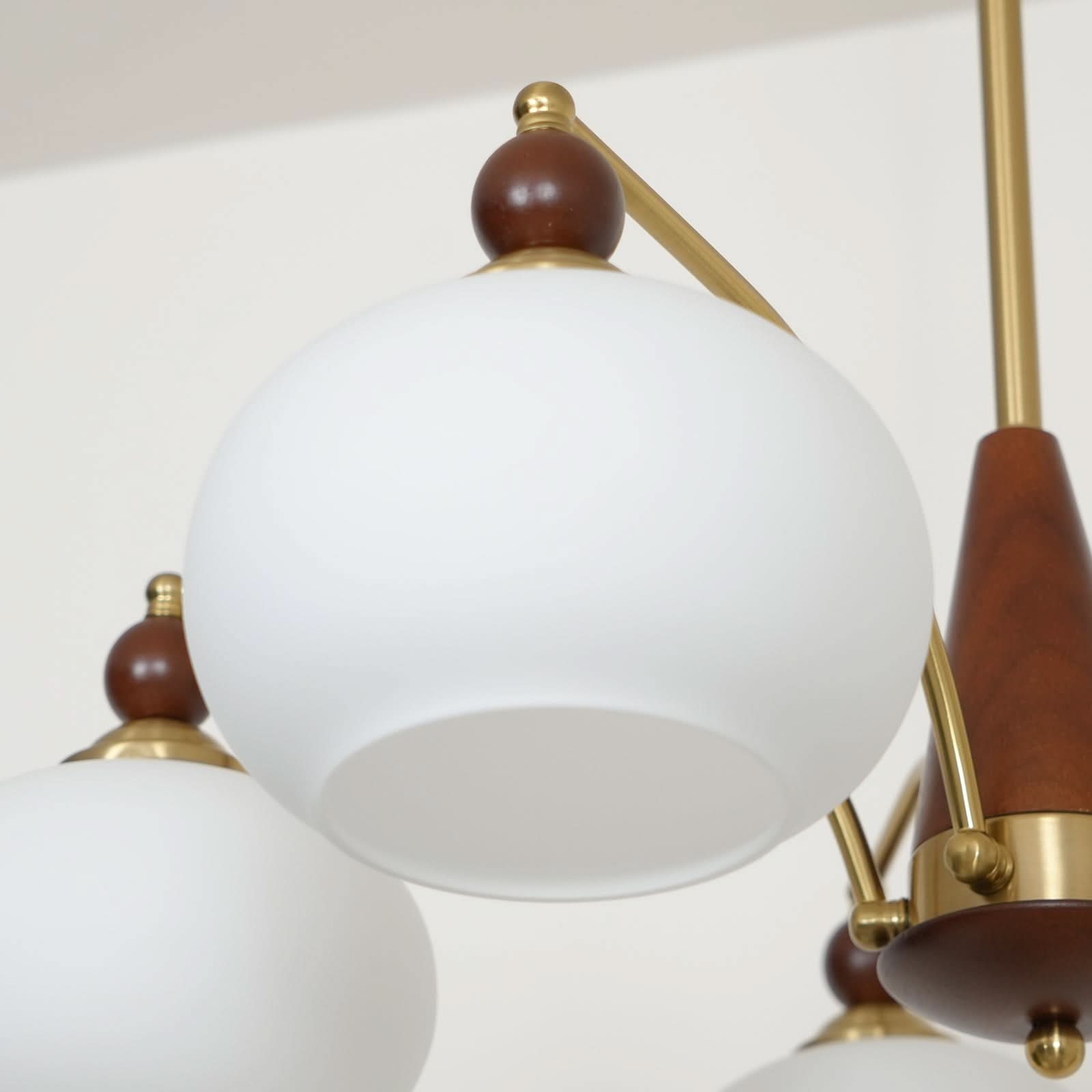 Lampadario Retro Melodica in Legno Vittoriano e Ottone