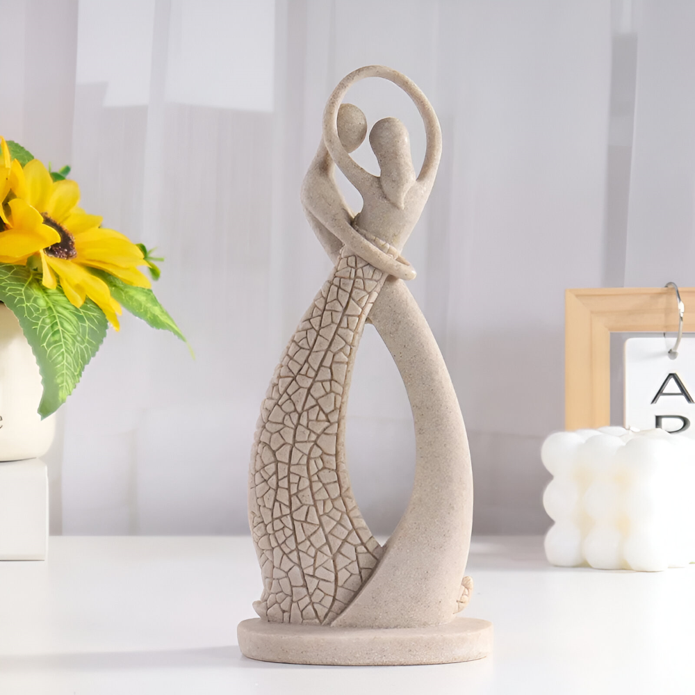 SandHeart Duo – Elegante Coppia Romantica in Resina Simile alla Arenaria