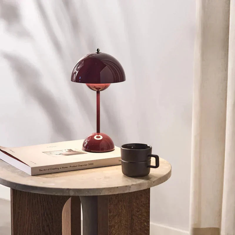 Lampada LED con luce calda ed elegante