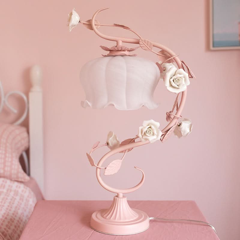 Lampada a Cupola di Vetro con Rosa – Luce da Tavolo Shabby Chic