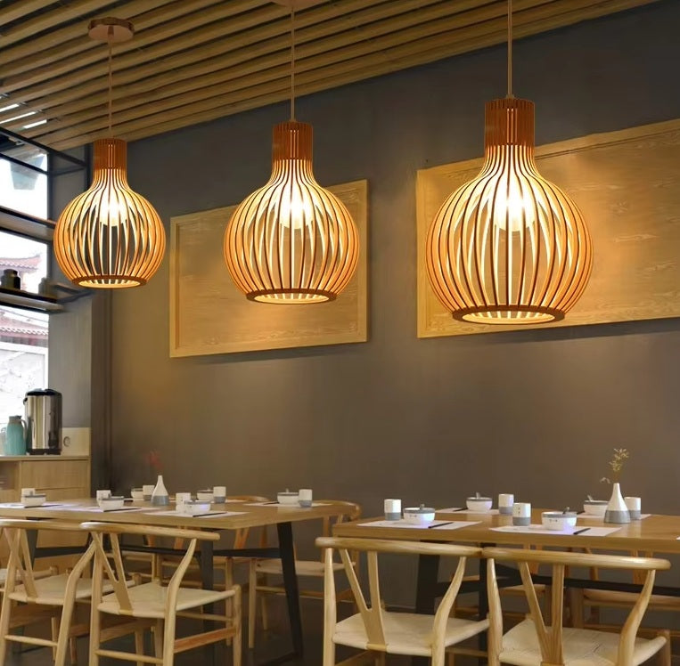 Natura Orb Lampada a Sospensione – Design in Legno Organico per Interni Accoglienti