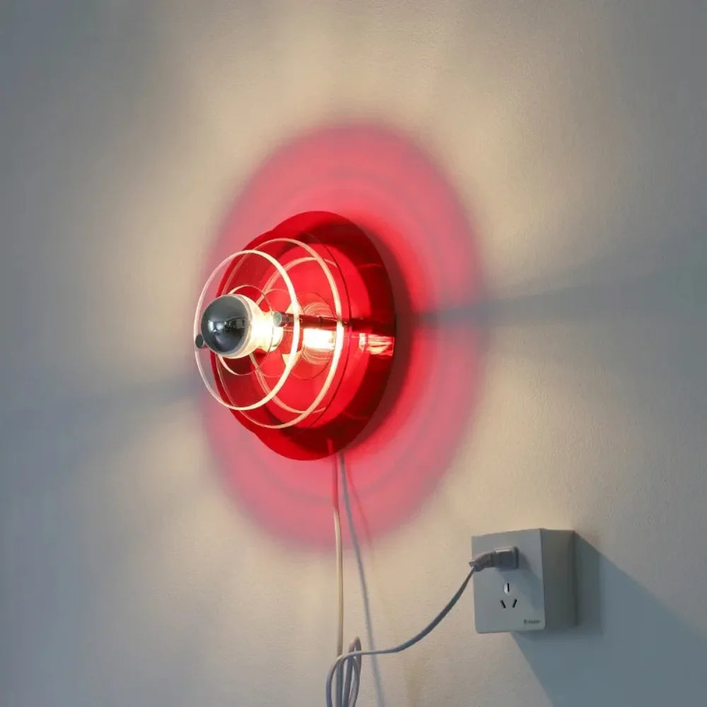 Vestalux - Lampada da Parete Bauhaus Antica come Elemento Decorativo