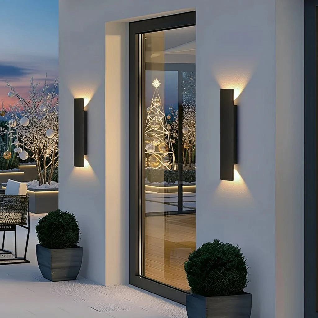 OUTGLOW – Applique LED in alluminio impermeabile per interni ed esterni